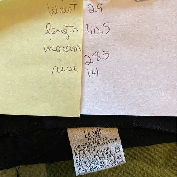 LE Suit trousers in midnight black with front pleats some elastic at the waist. - Picture 6 of 6